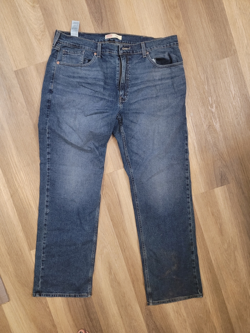Men's Levi Signature Relaxed Dark Blue Denim Jeans